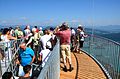 English: Visitors on the highest platform Deutsch: Besucher auf der höchsten Plattform