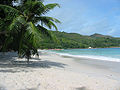 Praia en Praslin