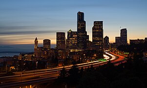 Seattle skylines from Jose P. Rizal Park (dusk)