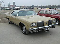 Oldsmobile Delta 88 Royale Convertible (1974)