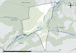 Carte en couleur présentant le réseau hydrographique de la commune