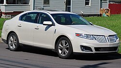 Lincoln MKS (2008–2011)