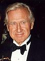 Lloyd Bridges (1992) fa el paper de Smithy