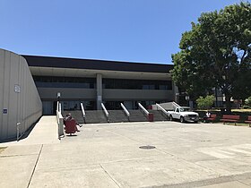 Northgate High School, main entrance