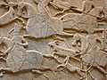 Relieve persa de la era Qajar, estilo de Persépolis. Tangeh Savashi.