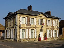 The town hall in Le Meux