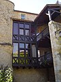 Les balcons de l'ancien presbytère.