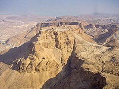 Fortaleza de Masada, onde les lexones romanes asediaron a una guarnición xudía.