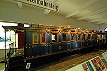 Salonwagen König Ludwig II. von Bayern aus dessen Hofzug im Verkehrsmuseum Nürnberg