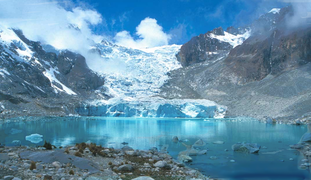 Glaciar andino Lago glaciar, La Paz