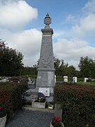 Monument aux morts du cimetière.