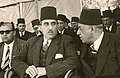 الرئيس شكري القوتلي ومعالي الوزير محمد بك العايش عام 1943.