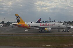 Airbus A319-100 der Fastjet