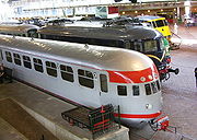 Treinstel 27 in het Nederlands Spoorwegmuseum.