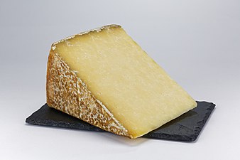 Fourme de Cantal