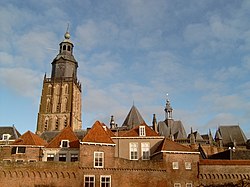 Zutphen, vist er blandt andet Skt. Walburga's Kirke