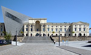 20120427025DR Dresden-Albertstadt Militärmuseum.jpg