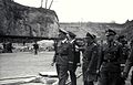 Heinrich Himmler met Franz Ziereis en Karl Wolff de steengroeve van Gusen (concentratiekamp Mauthausen), april 1941.