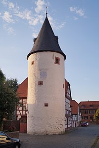 Mittelalterlicher Wehrturm