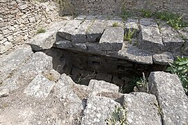 Entrée du caveau de la maison de Yabninou (ou Palais sud).