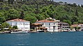 Image 5博斯普鲁斯海峡的海滨别墅原位于市郊，如今是伊斯坦布尔豪华地区的住宅。（摘自伊斯坦堡）