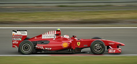 In Formule 1-auto fan Ferrari (2009)