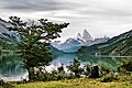 Il Lago Desierto e, sullo sfondo il monte Fitz Roy, provincia di Santa Cruz, Argentina.