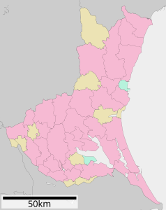 Mapa konturowa Ibaraki, po lewej nieco na dole znajduje się punkt z opisem „Shimotsuma”