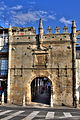 Porta maior (porta de Carlos V)