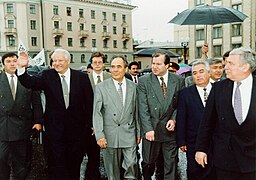 Shaimiev and Yeltsin (1996-06-09).jpg