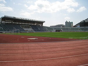 Blick auf die Haupttribüne des Busan-Gudeok-Stadions im März 2009