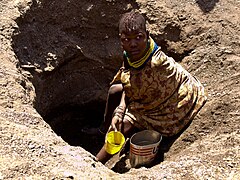 Recherche d'une eau boueuse, Afrique de l'Est, 2011