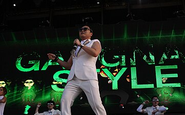 Psy framför "Gangnam Style" i Sydney