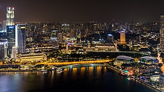 Skylines of the Central Business District at night in Singapore.jpg