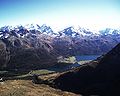 22.4 - 28.4: Vista dal Piz Nair sur l'Engiadin'ota cun il Lej da Silvaplauna ed il Lej da Champfèr amez.