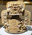 Tapadera de incensario con representación del dios de la lluvia Tláloc. Teotihuacán, fase Xolalpan (400-650), México.