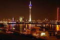 Düsseldorf, bruach na Réine