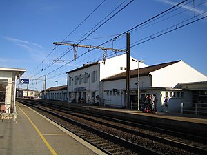 Empfangsgebäude und Bahnsteige (2006)