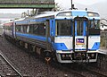 マチ★アソビ 大阪日本橋メイド列車（キハ185-11、造田駅、2010年10月9日撮影）