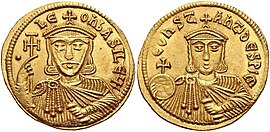 Zlatnici (solidus) Lava V na reversu je lik njegova sina Konstantina (Simbatios)