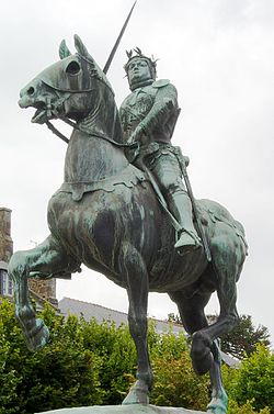 Statuo de Bertrand du Guesclin en Dinan