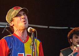 Manu Chao Bondy France 21-06-2008.JPG