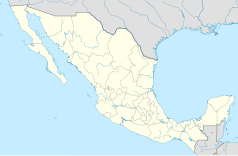 Mapa konturowa Meksyku, blisko prawej krawiędzi nieco na dole znajduje się punkt z opisem „Cancún”