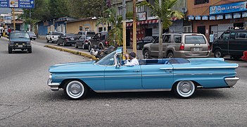 Pontiac Parisienne Convertible.jpg