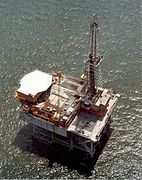 Una plataforma petrolífera.