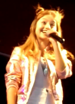 Thumbnail for File:Karol Sevilla en concierto 2017.png