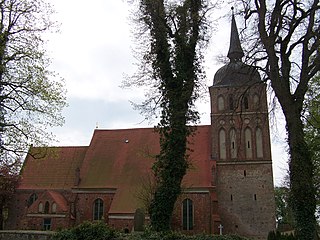 Kirche St. Katharinen Trent Außenansicht