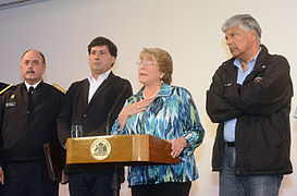 Presidenta Bachelet realiza declaraciones ante incendio en Valparaíso 03.JPG