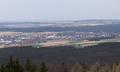 Gezicht op de stad vanaf de Große Kornberg (827 m)