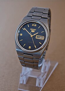 Seiko-5-blue-gold.jpg